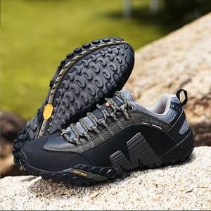 Men's Hiking, Climbing Shoes, VIBRAM SOLES